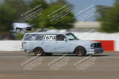 media/Oct-01-2022-24 Hours of Lemons (Sat) [[0fb1f7cfb1]]/130pm (Speed Shots)/